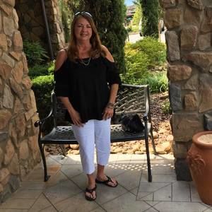 Meet your Posher, Dianne